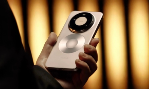 Huawei Mate 80 İlk Kez Gerçek Görüntüsüyle Ortaya Çıktı